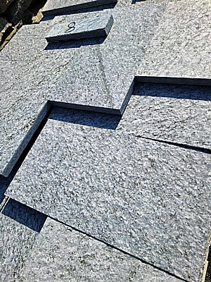 Lastre per pavimento in pietra