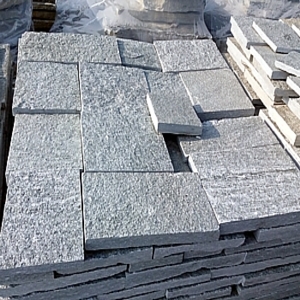 lastre in pietra per pavimento