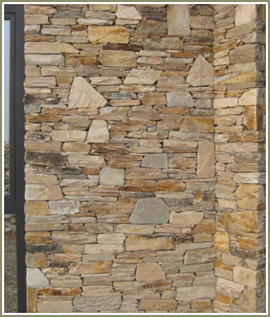 Muro in tupure di pietra di Luserna