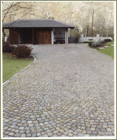 Muro in tupure di pietra di Luserna